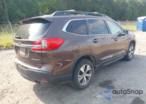 2021 Subaru Ascent Premium z USA, uszkodzony, nr VIN 4S4WMAFD2M3466690